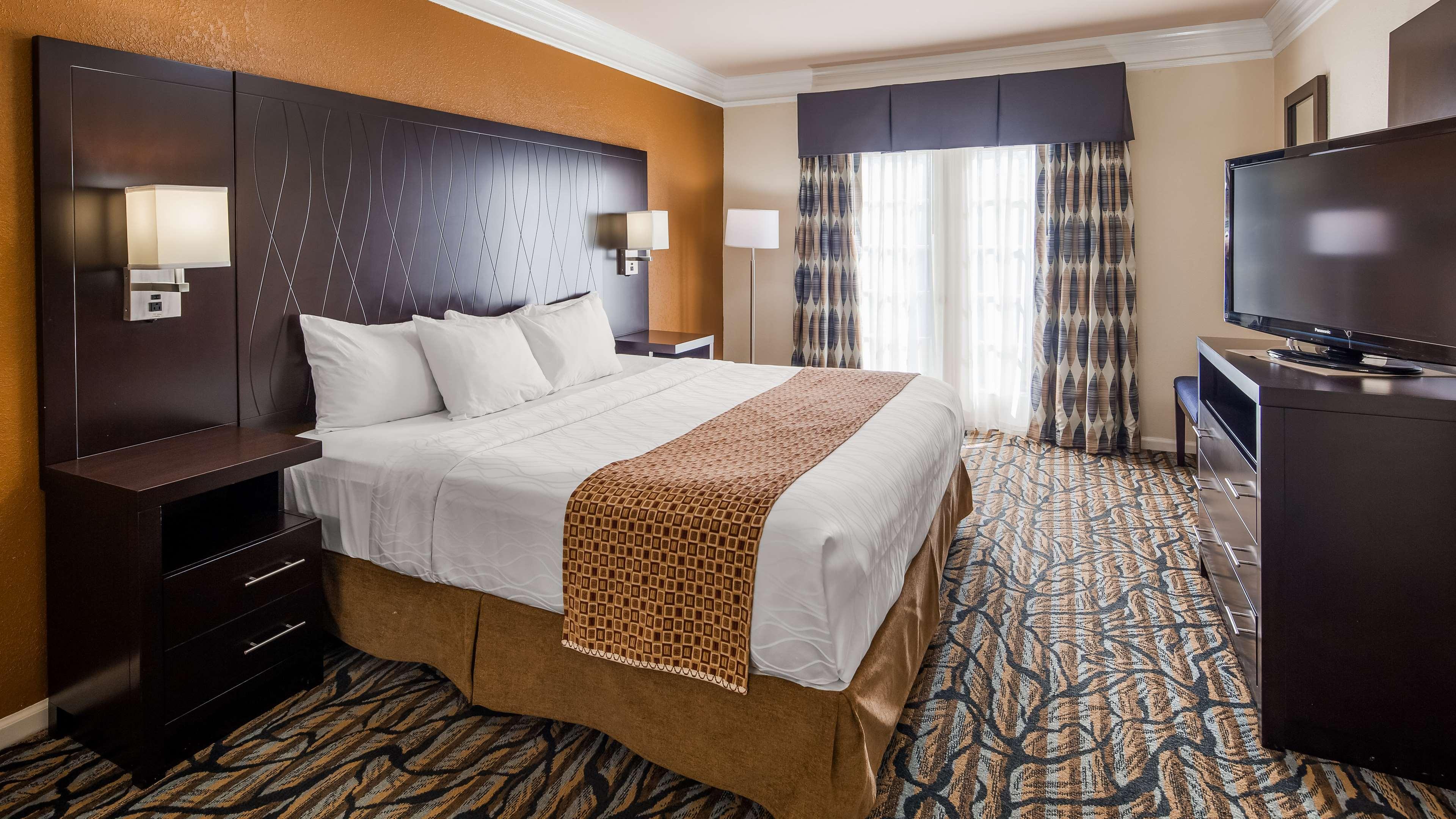Best Western Spring Hill Inn & Suites Exterior foto