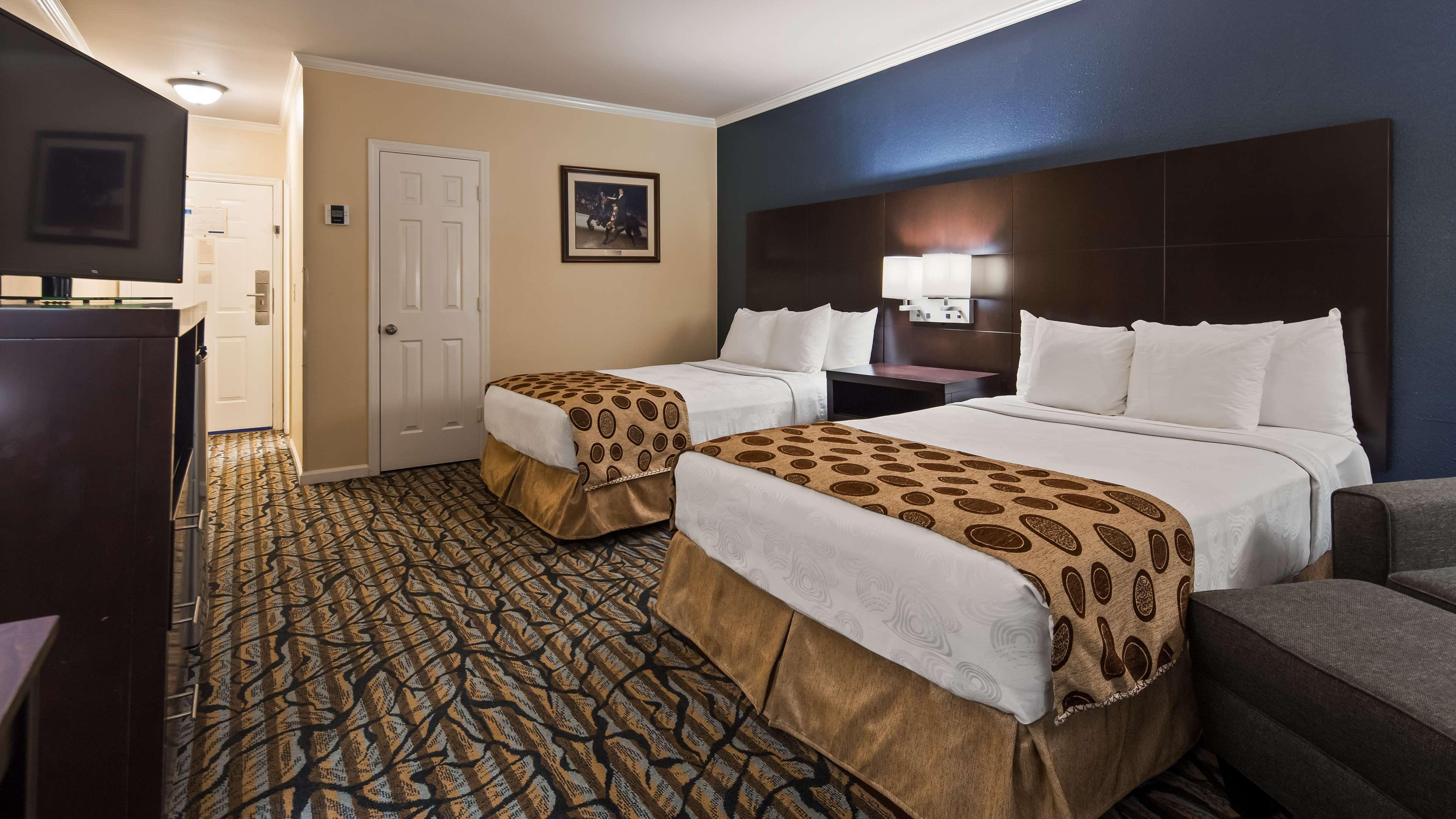 Best Western Spring Hill Inn & Suites Exterior foto