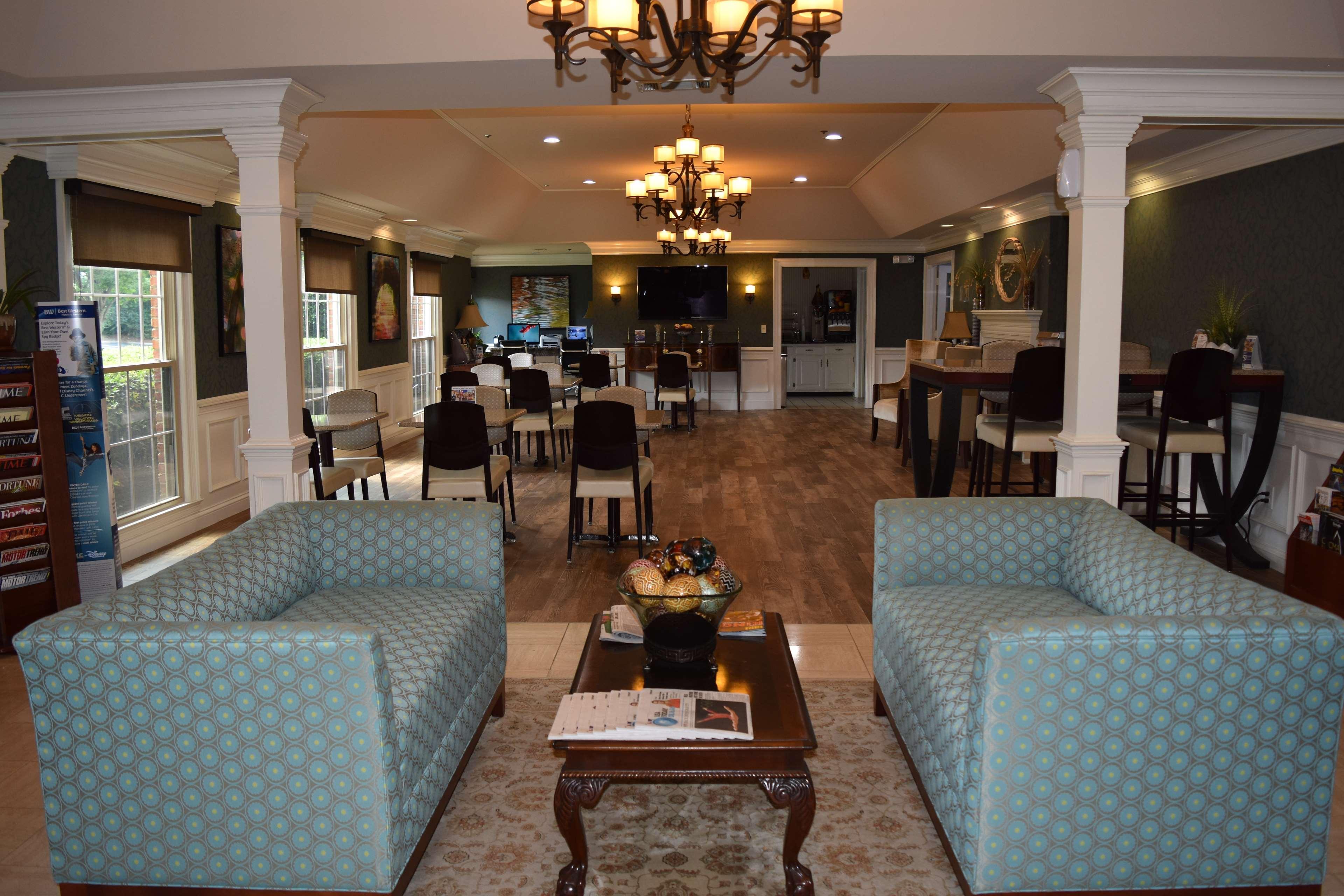 Best Western Spring Hill Inn & Suites Exterior foto