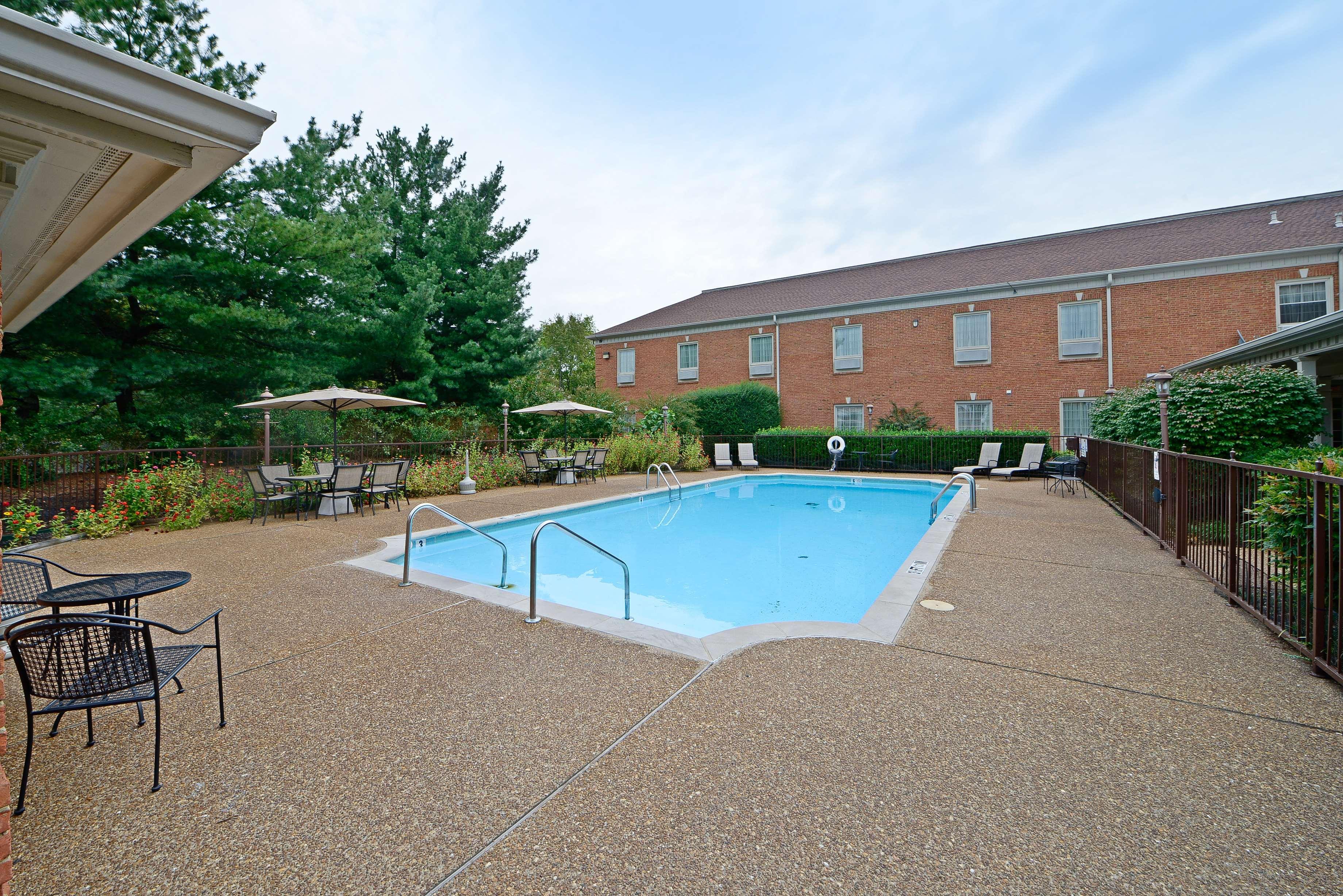 Best Western Spring Hill Inn & Suites Facilidades foto