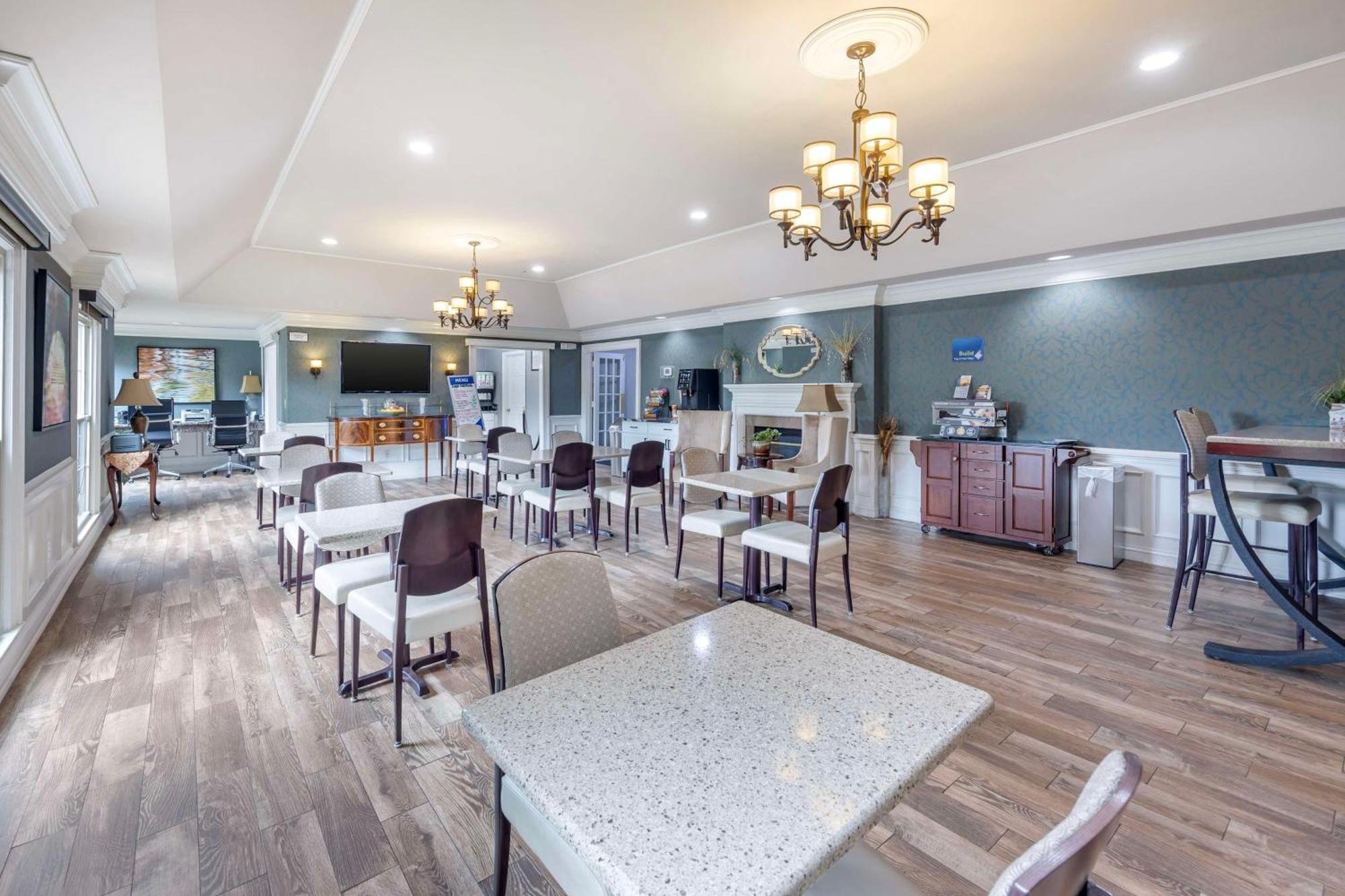 Best Western Spring Hill Inn & Suites Exterior foto